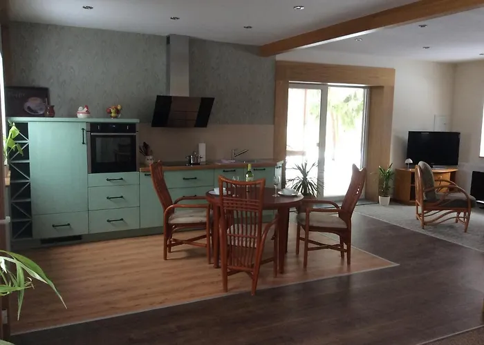 アパート Direkt Am Potzlower Potzlow